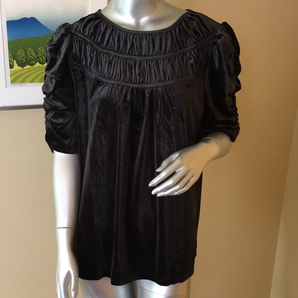 LOFT | Ruched Velvet Top Solid Black - Picture 8 of 11